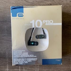 ULTIMATE EARS TRIPLE.FI 10 PRO HEADPHONES
